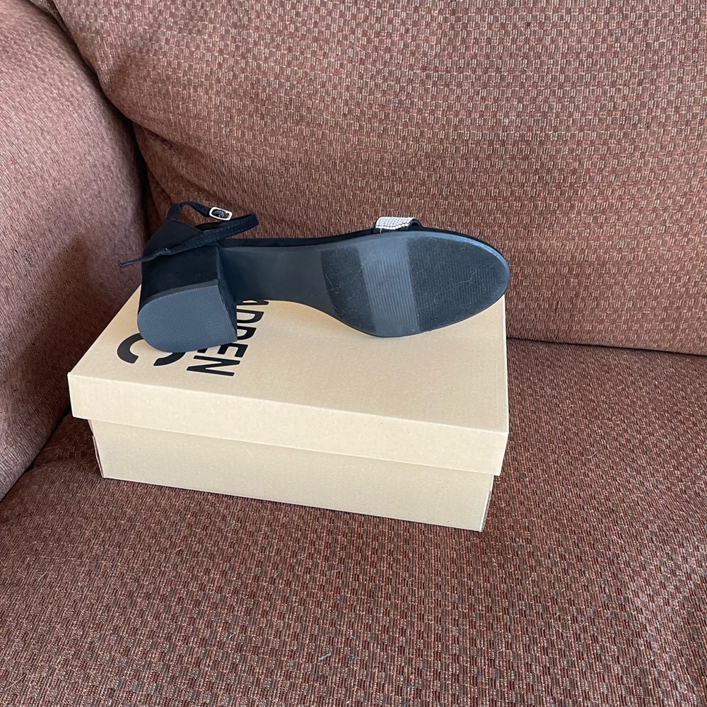 Steve Madden nyc shoes - Picture 2 of 3